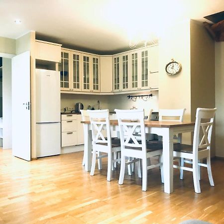 Cozy City Penthouse Apartment, Free Parking 탈린 외부 사진