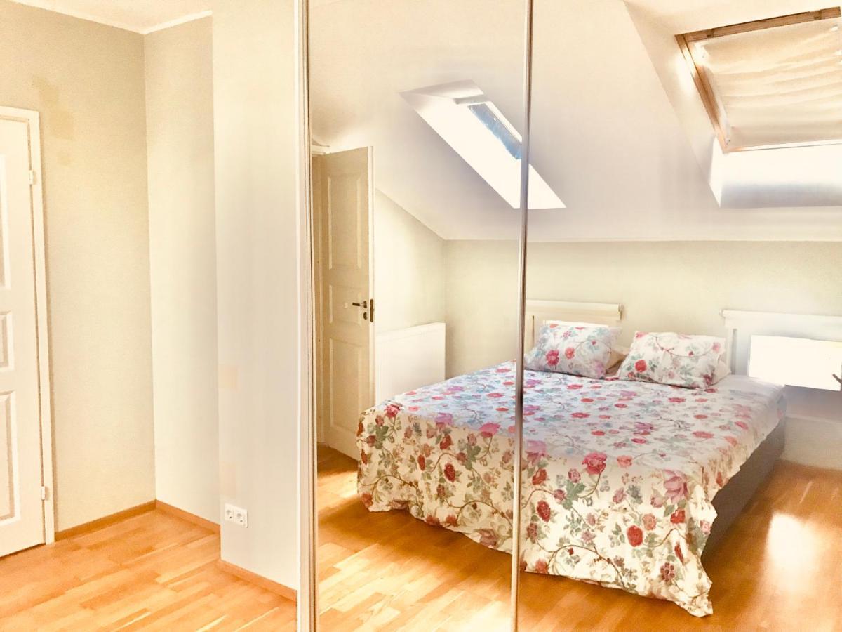 Cozy City Penthouse Apartment, Free Parking 탈린 외부 사진